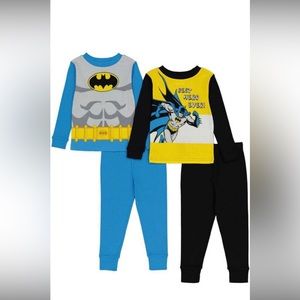 Boy’s Batman Snug Fit Pajama Set Size 2T